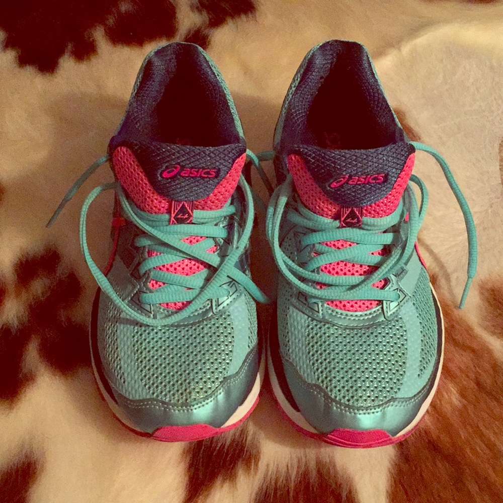 Asics GT 2000 4